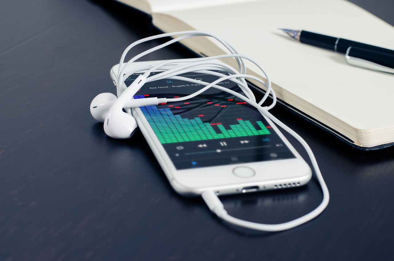 mobile phone iphone music 38295 - Here's How Much Spotify Pays Artists
