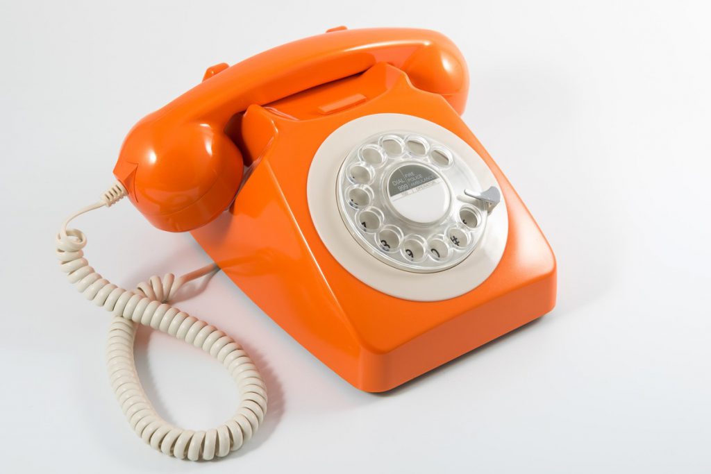 Retro 1 1024x683 - Retro Phones for Hotels | Tech-Mag Guides