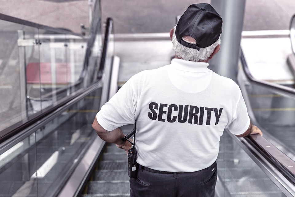 Why Two-Way Radios for Business are Better than Phones security - Why Two-Way Radios for Business are Better than Phones